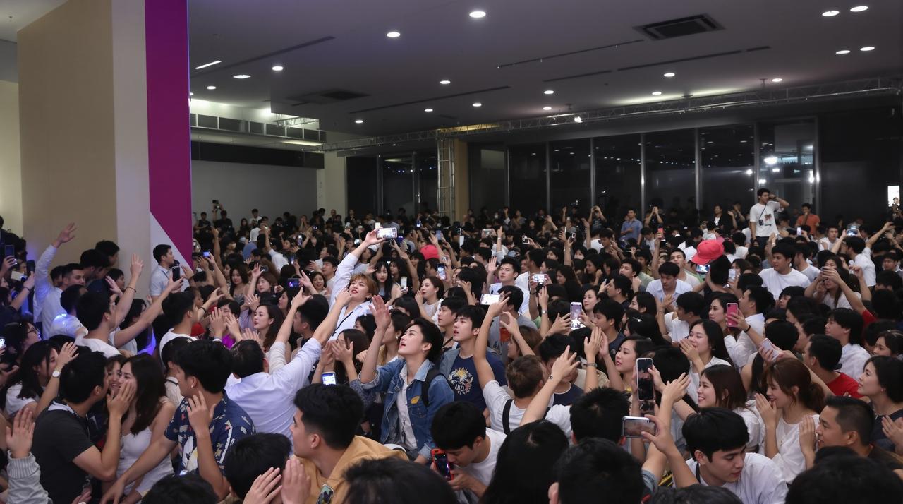 国产一级大片2026年度影迷见面会